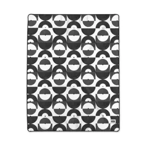 ABSTRACTIONS 01 PATTERN BLANKET - BLACK