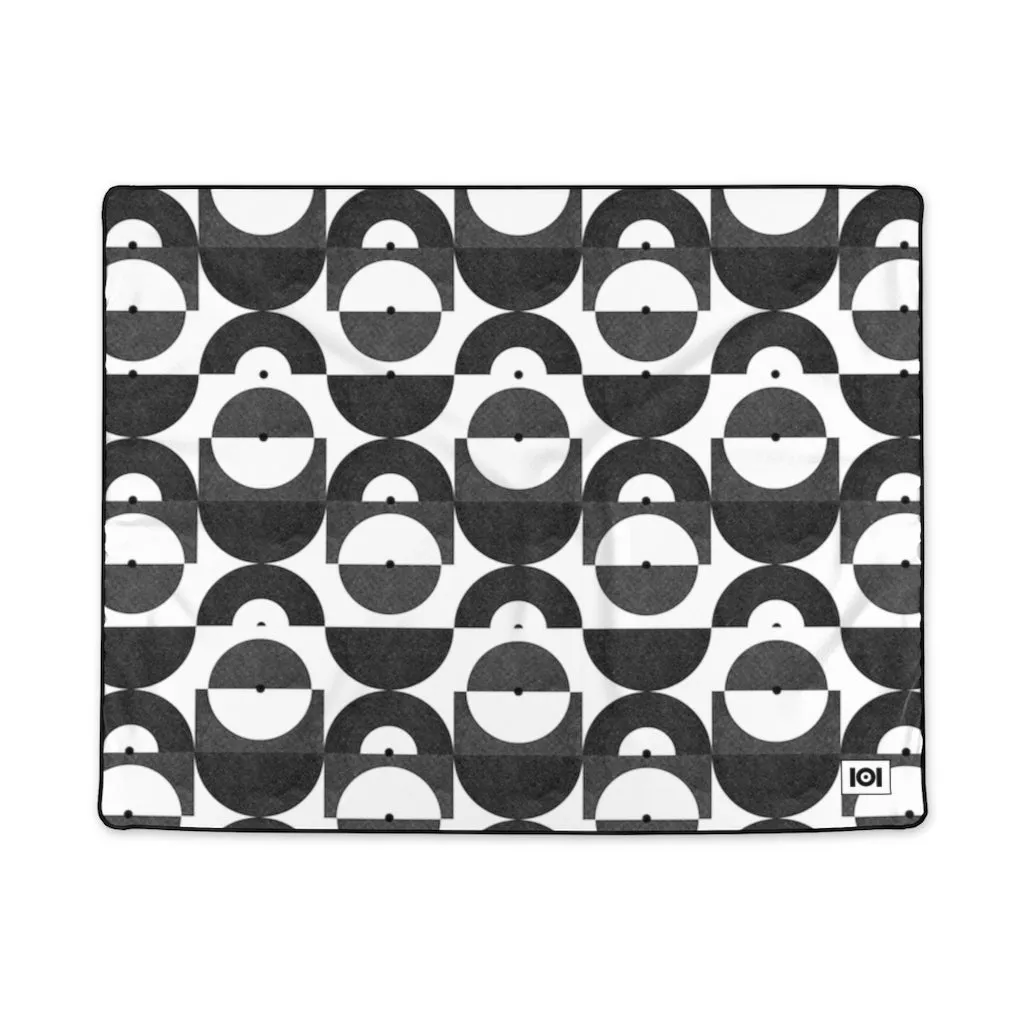 ABSTRACTIONS 01 PATTERN BLANKET - BLACK