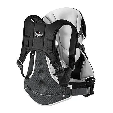 Chicco Close to You Carrier in Black